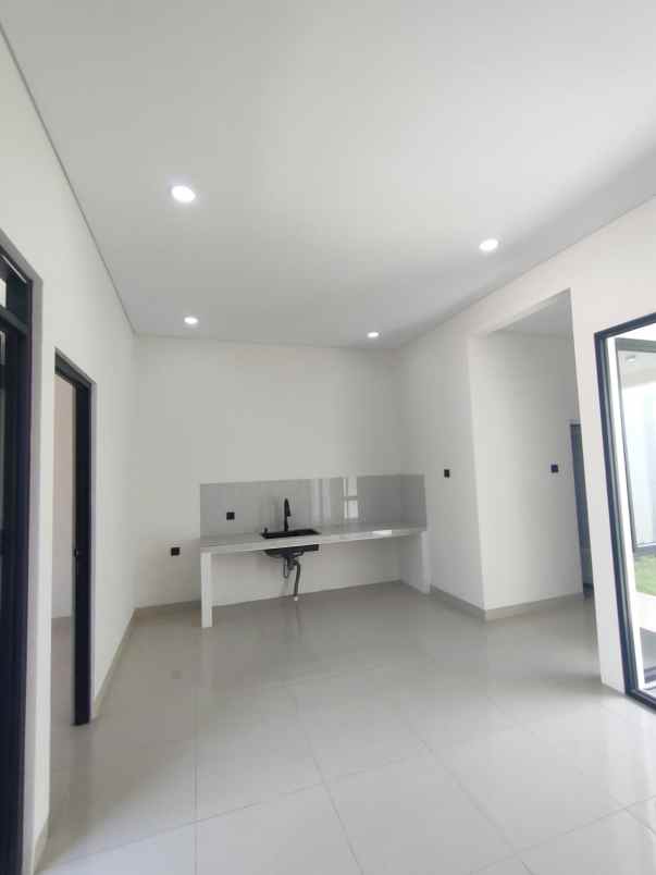 dijual rumah paseban