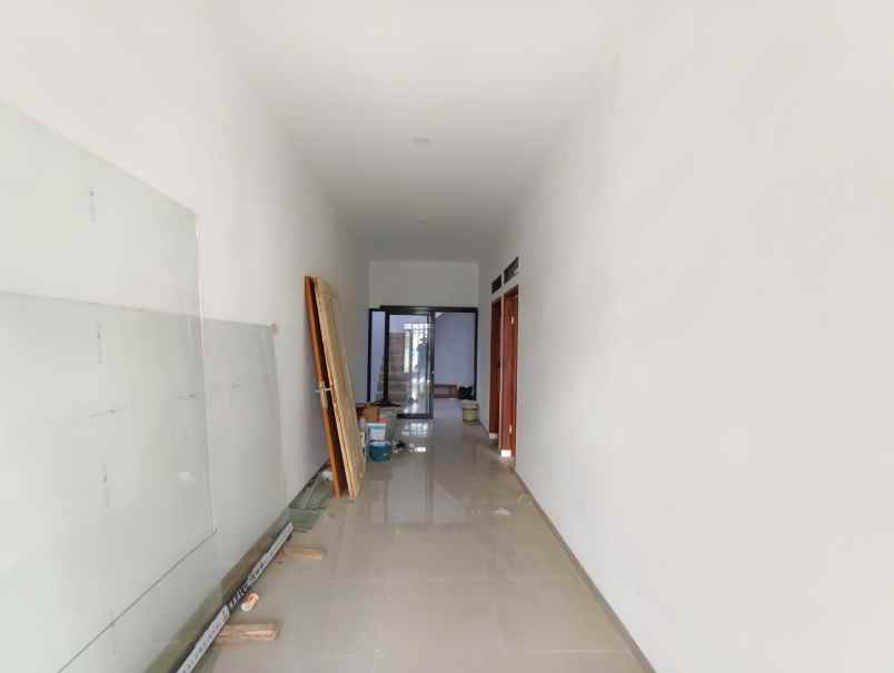 dijual rumah permata elok