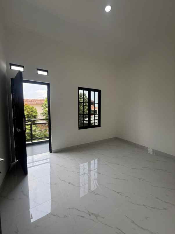dijual rumah perum sbs harapan jaya