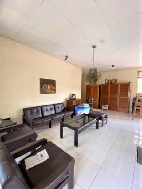 dijual rumah perumahan cirendeu permai