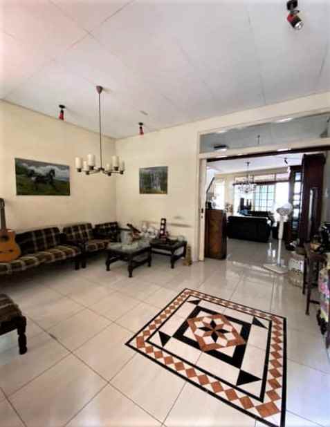 dijual rumah perumahan cirendeu permai