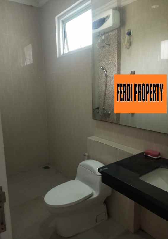 dijual rumah perumahan citra gran cibubur