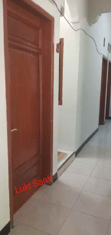 dijual rumah perumahan gajah mada