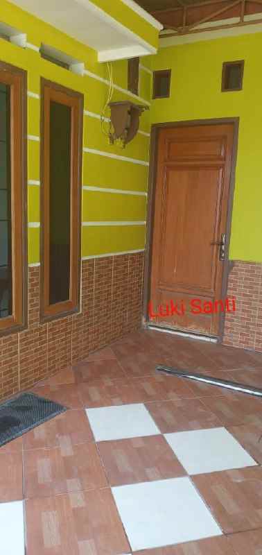 dijual rumah perumahan gajah mada