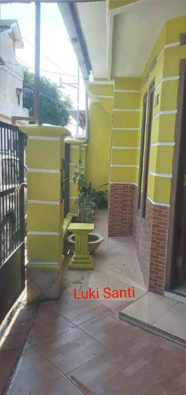 dijual rumah perumahan gajah mada