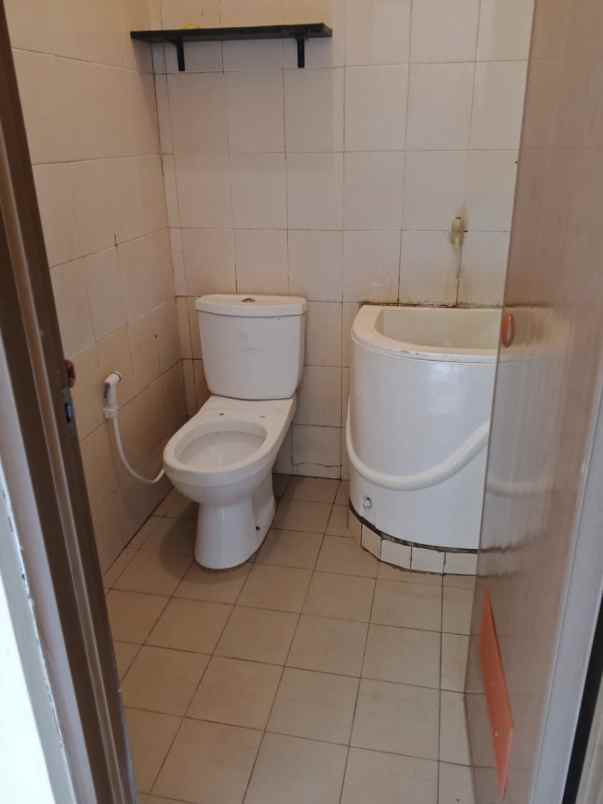 dijual rumah perumahan grand valley
