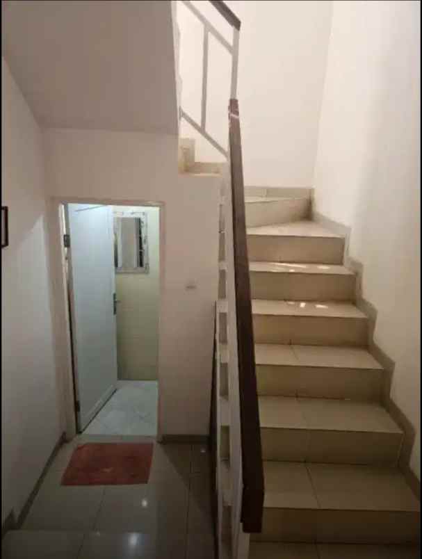 dijual rumah perumahan metland menteng