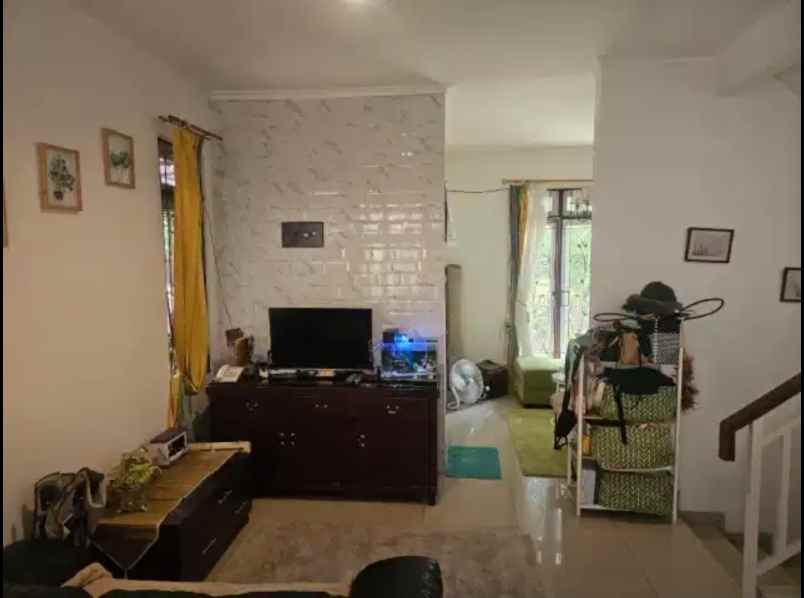 dijual rumah perumahan metland menteng