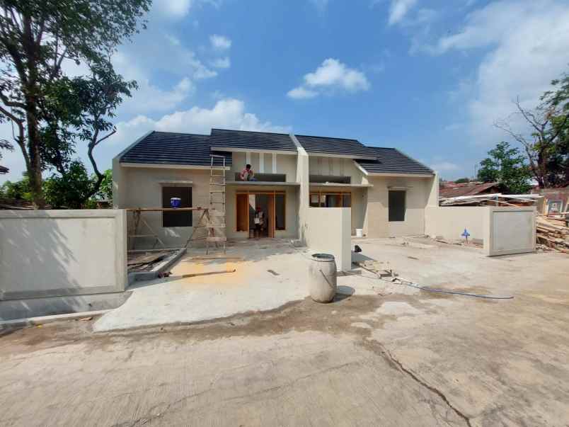 dijual rumah perumahan sukaasih taruna