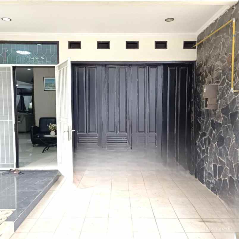 dijual rumah perumahan taman modern cakung
