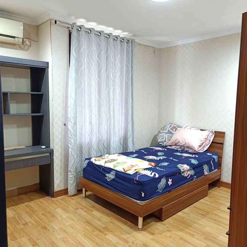 dijual rumah perumahan taman modern cakung