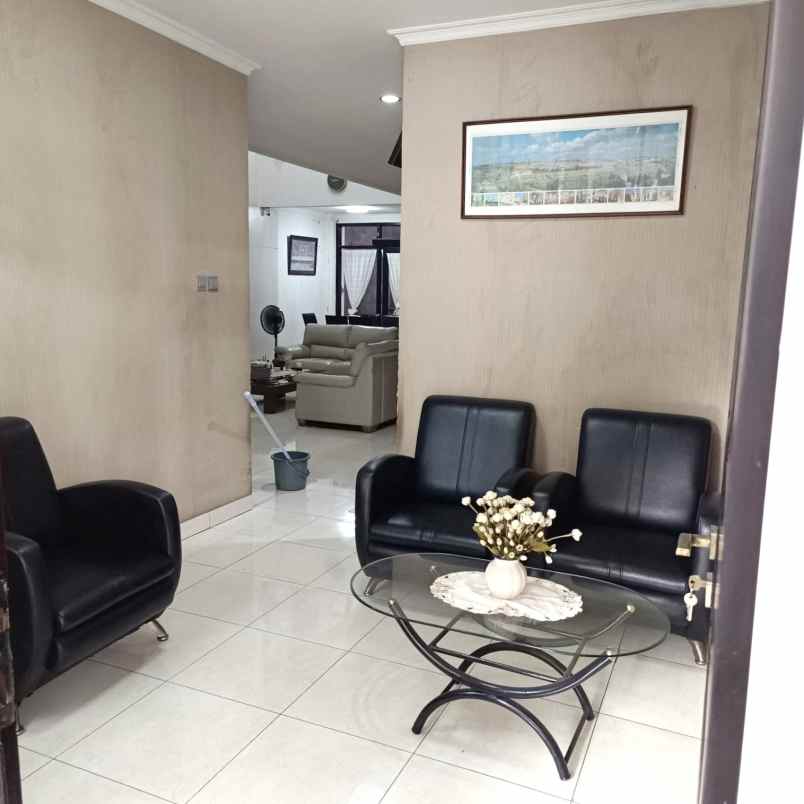 dijual rumah perumahan taman modern cakung
