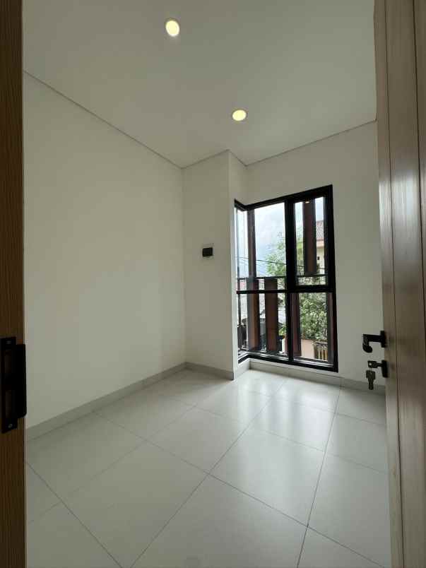 dijual rumah perumahan tni au kodau jl