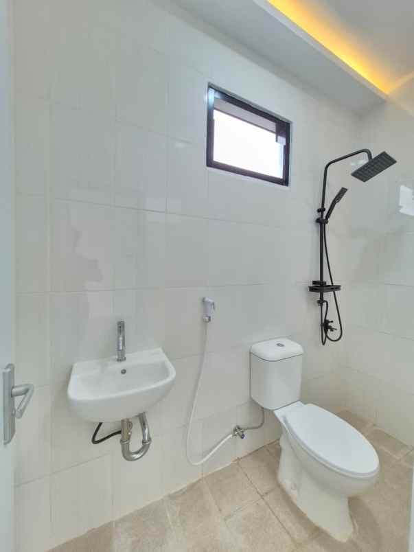 dijual rumah perumahan vip villa indah