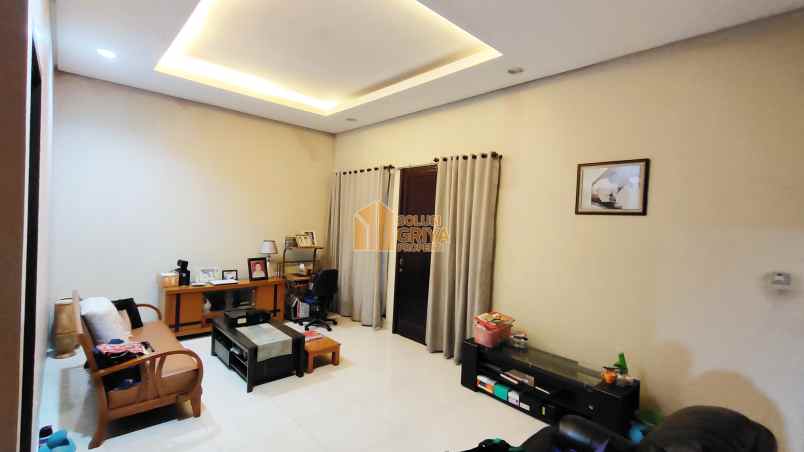 dijual rumah pesona khayangan juanda