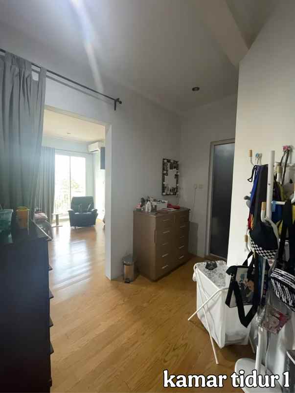 dijual rumah pisangan ciputat timur