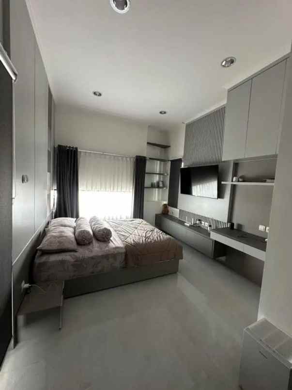 dijual rumah pisangan pulo gadung jaktim