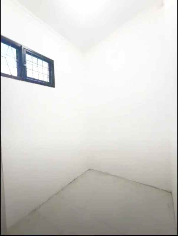 dijual rumah ploso baru