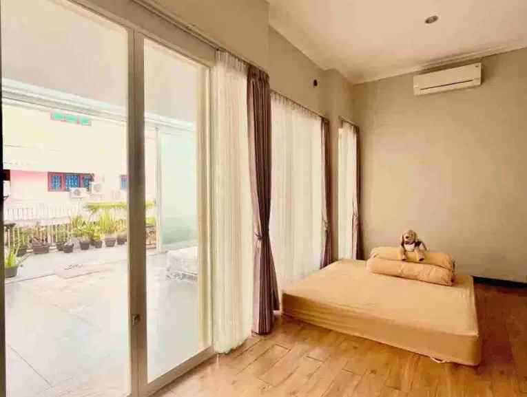 dijual rumah ploso timur