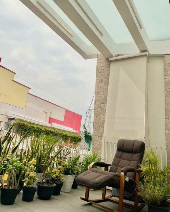 dijual rumah ploso timur