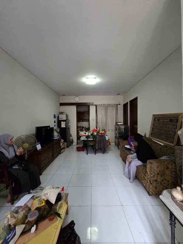 dijual rumah pondok bambu
