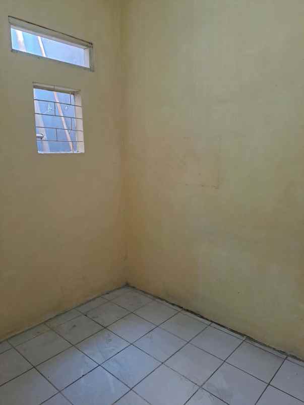 dijual rumah pondok kacang timur