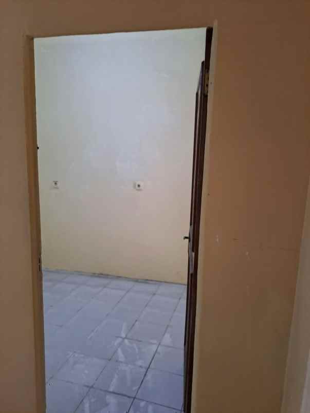 dijual rumah pondok kacang timur
