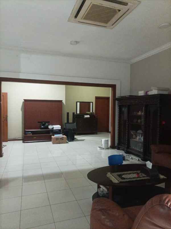 dijual rumah pondok nirwana
