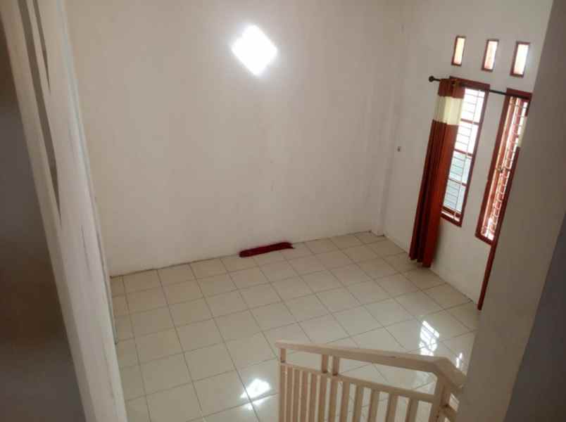 dijual rumah pondok terong cipayung depok