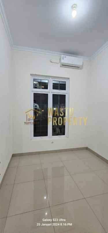 dijual rumah potorono