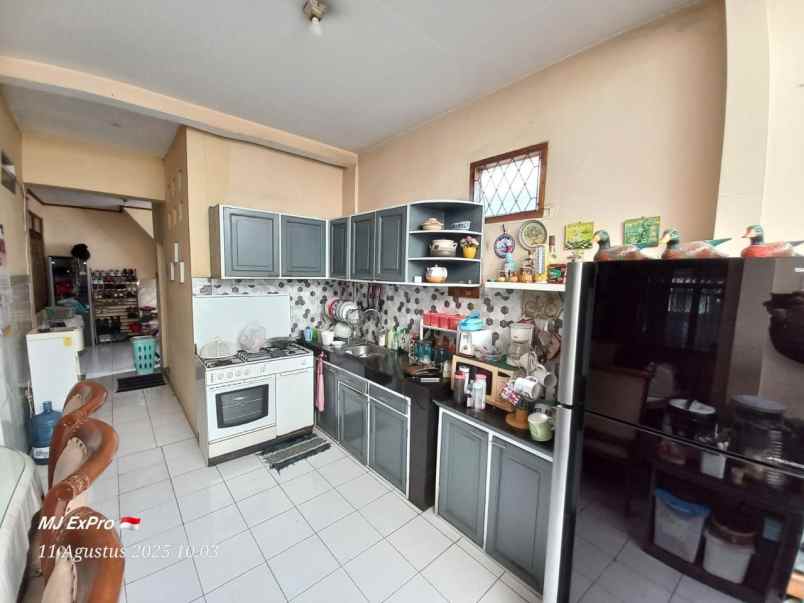 dijual rumah pratista antapani