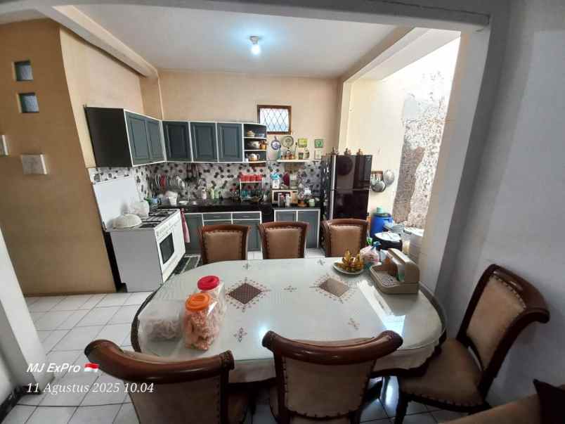 dijual rumah pratista antapani