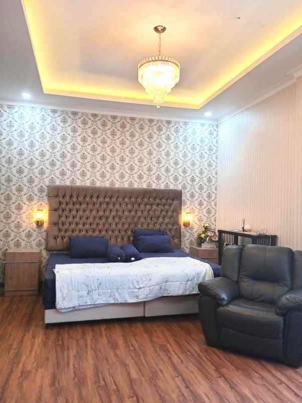 dijual rumah pulogebang kirana cakung