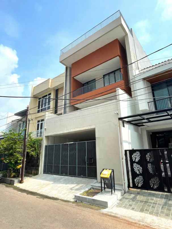 dijual rumah pulomas jakarta timur