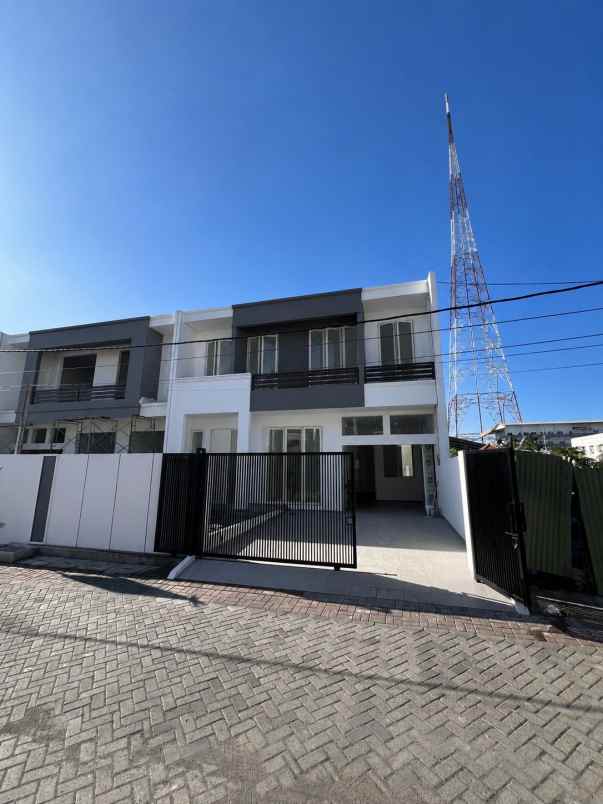 dijual rumah puncak sambisari