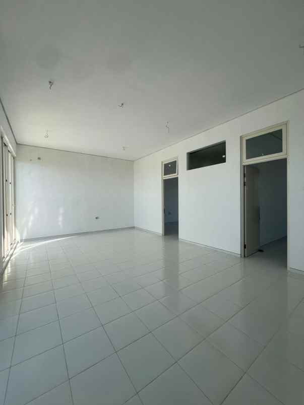 dijual rumah puncak sambisari