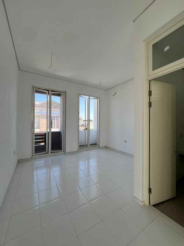 dijual rumah puncak sambisari