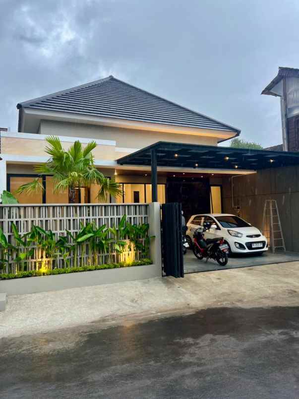 dijual rumah purwomartani kalasan sleman