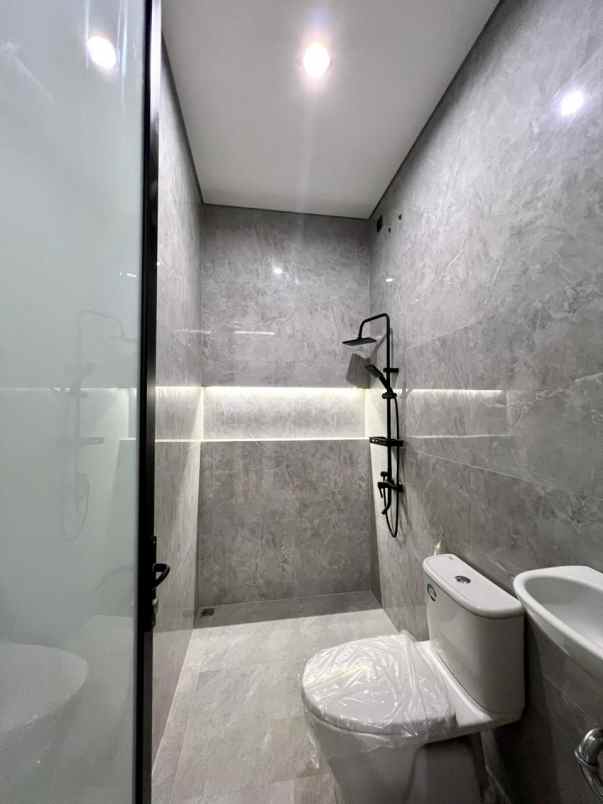 dijual rumah purwomartani kalasan sleman