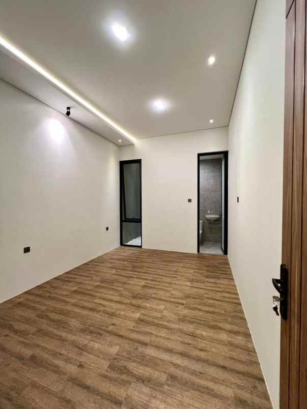 dijual rumah purwomartani kalasan sleman