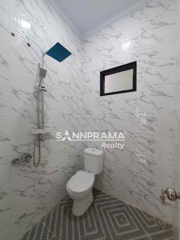 dijual rumah rangkapan jaya baru depok