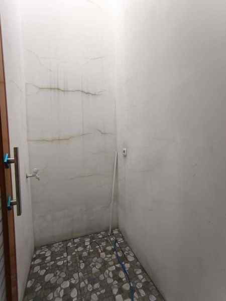 dijual rumah rangkapan jaya depok