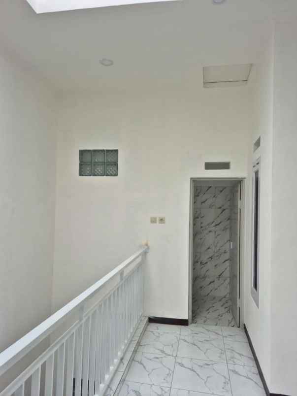 dijual rumah riung bandung