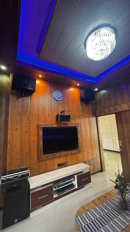 dijual rumah rorotan