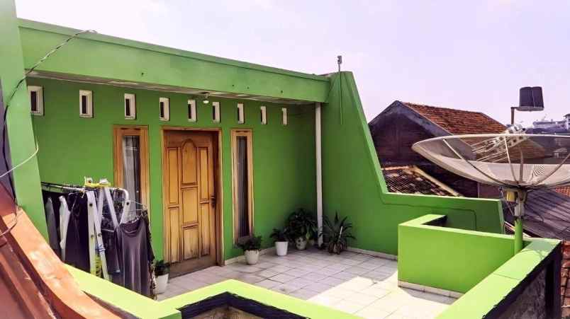 dijual rumah sampangan