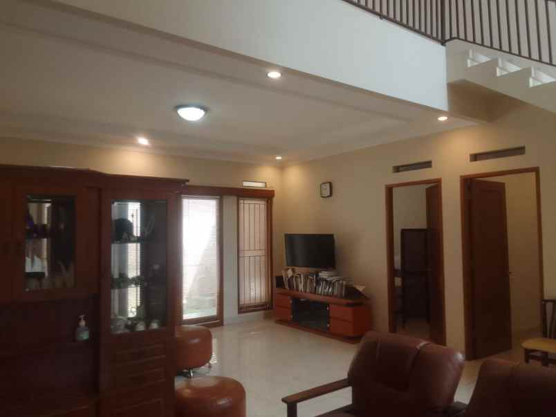 dijual rumah sangkuriang