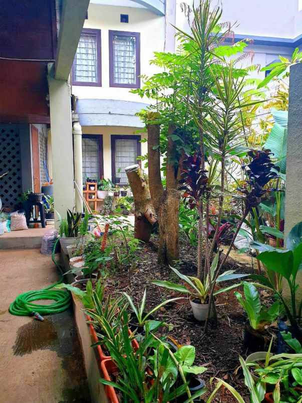 dijual rumah sersan bajuri