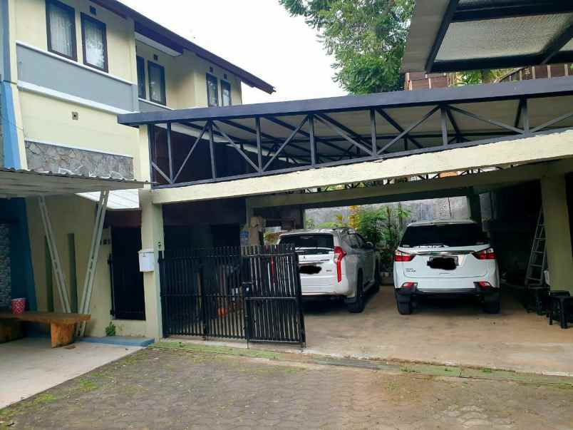 dijual rumah sersan bajuri