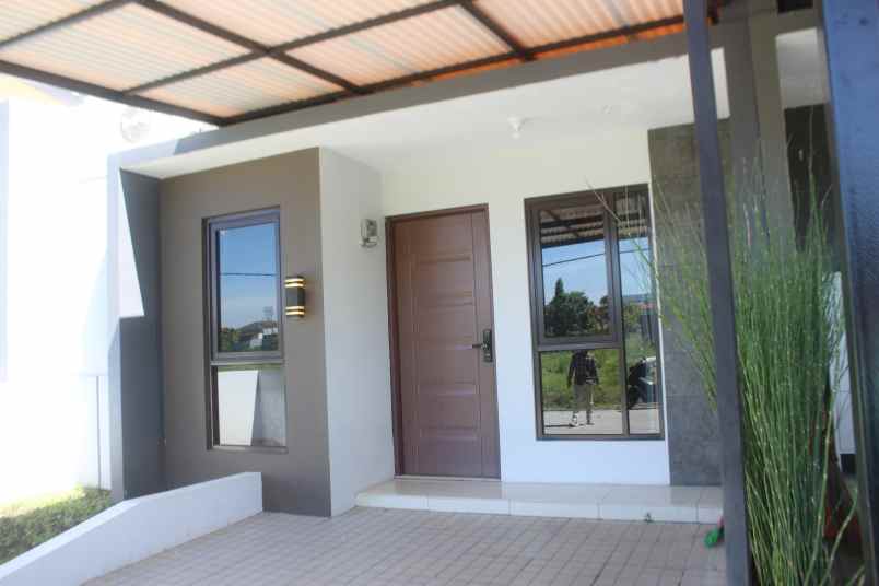 dijual rumah soekarno hatta kodya