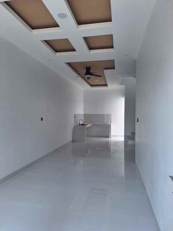 dijual rumah taman harapan baru kota